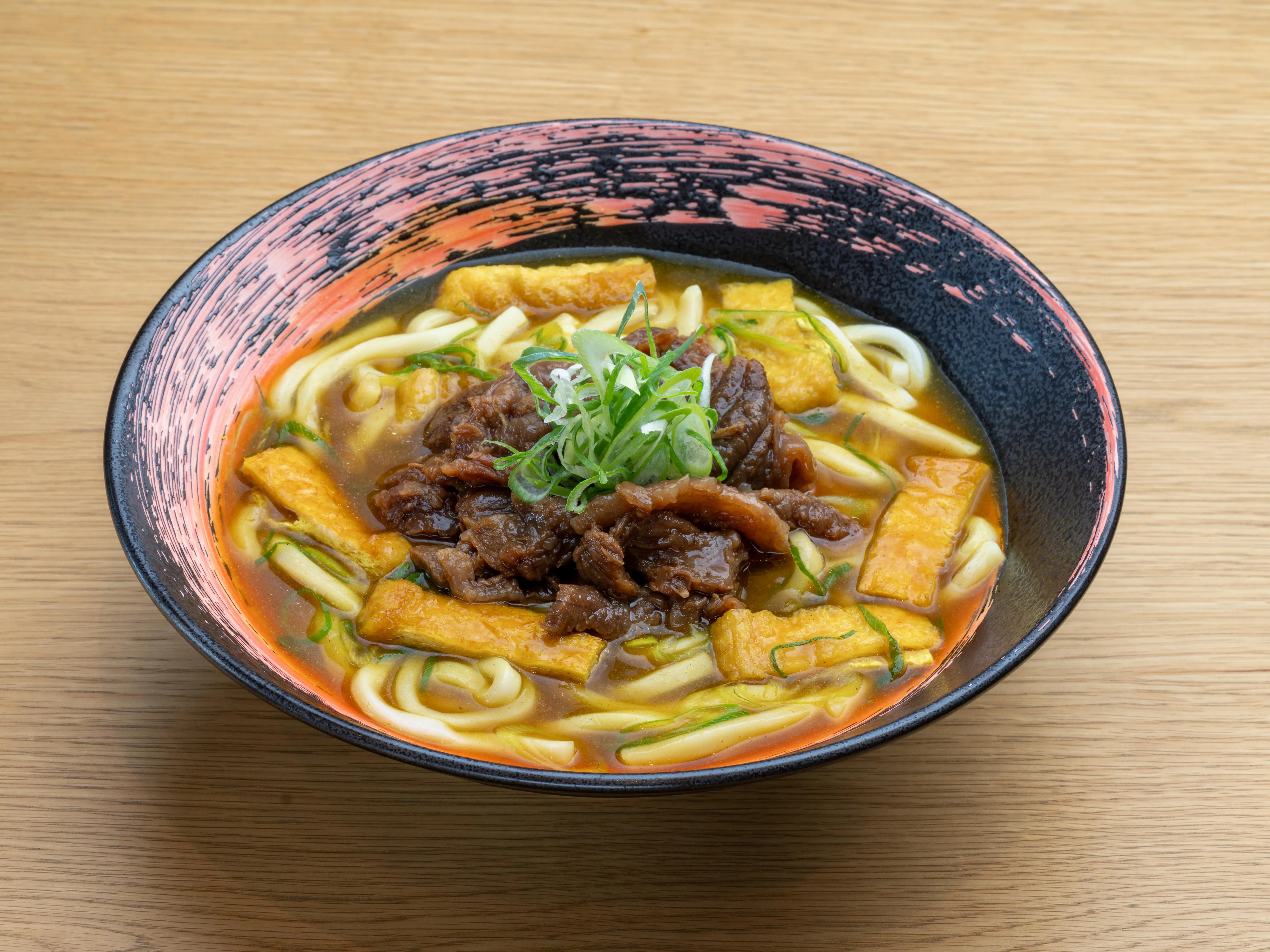 近江だいきち牛すじカレーうどん