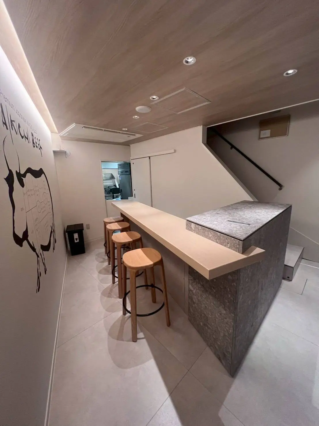 祇園だいきち牧場 内観1F