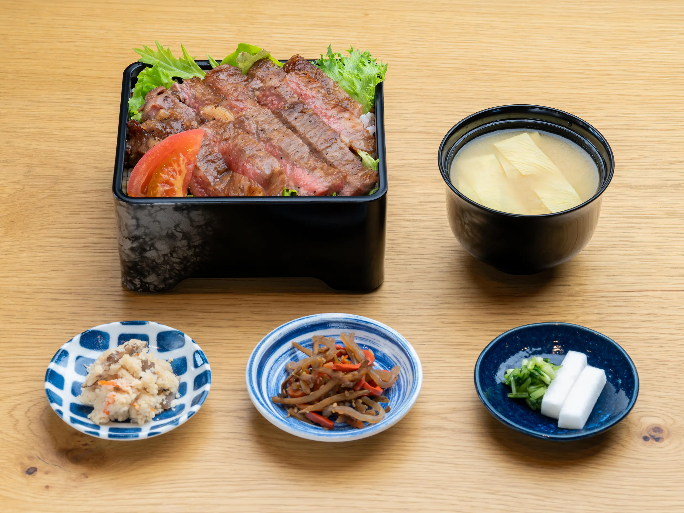 近江だいきち牛 ステーキ重